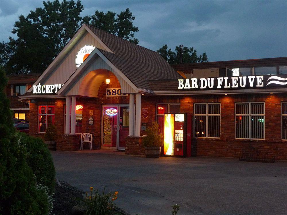 Motel Du Fleuve ブロサード エクステリア 写真