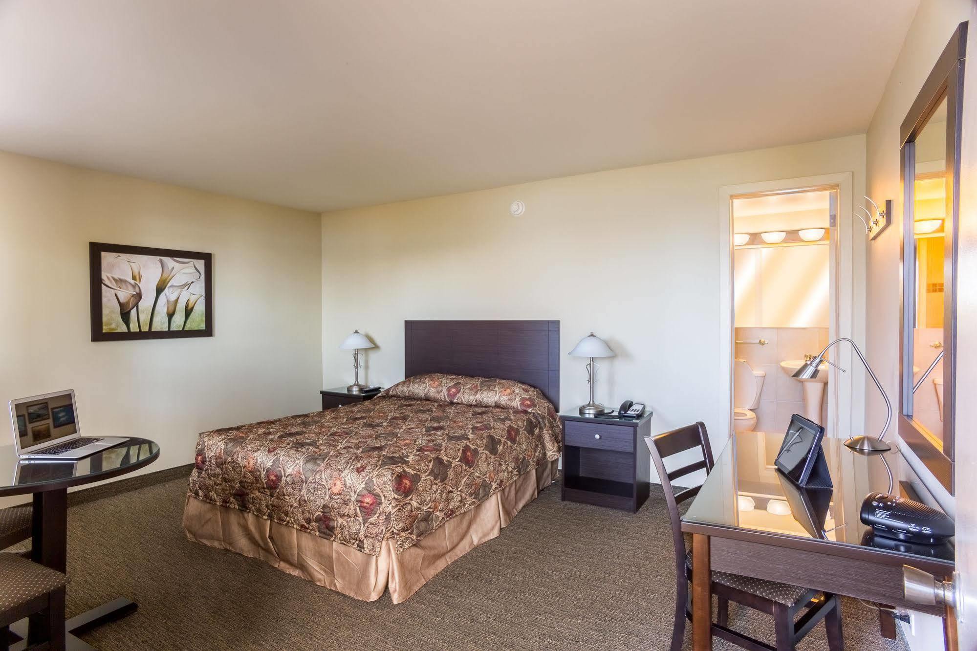 Motel Du Fleuve ブロサード エクステリア 写真